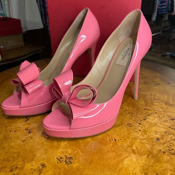 VALENTINO GARAVANI "BOW" peep toe platform heel in pink - Picture 2 of 6